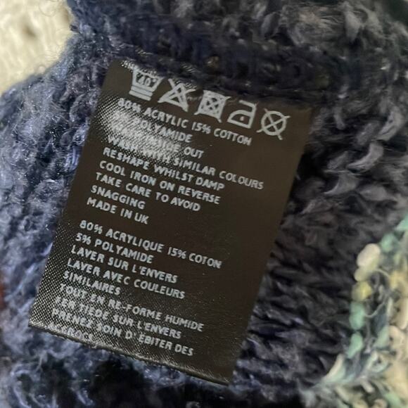 URBAN OUTFITTERS ECOTE White & Blue Striped Knit Sweater Size Medium - Picture 4 of 5